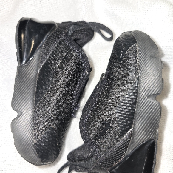 Nike Air Max 270 4C - Picture 2 of 3